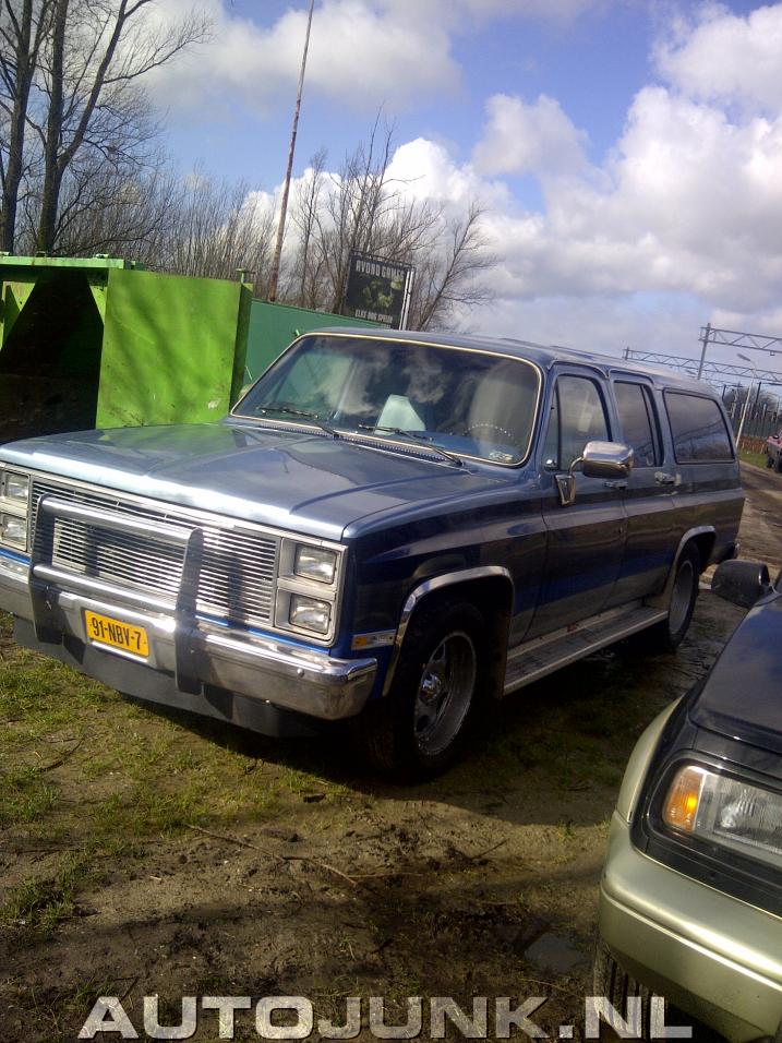 Chevrolet Suburban Gespot op Autoblog.nl